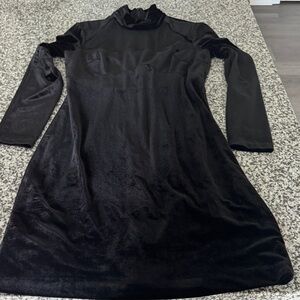 VERA WANG !!!Elegant Black Velvet Dress